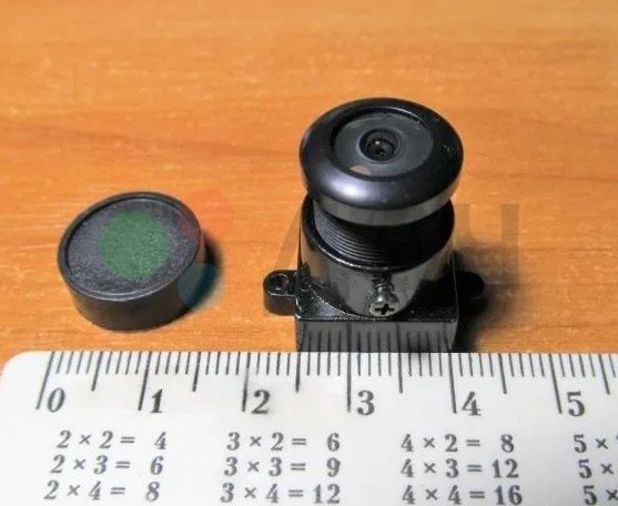 Продам 1,8 мм , 3,6мм и 6 мм объектив M12 со стойкой для видеокамер