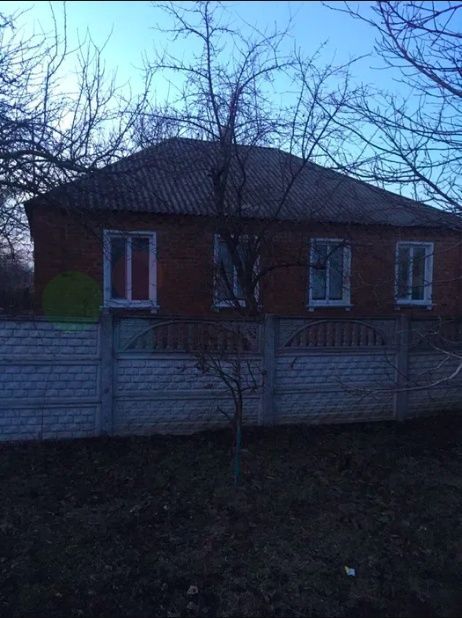 Продам отличный дом в селе Коробочкино Чугуевского района